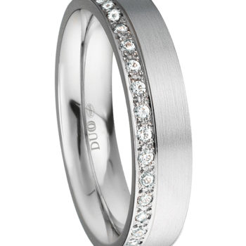 Alianzas de Boda Alianza plana con carril brillantes lateral
